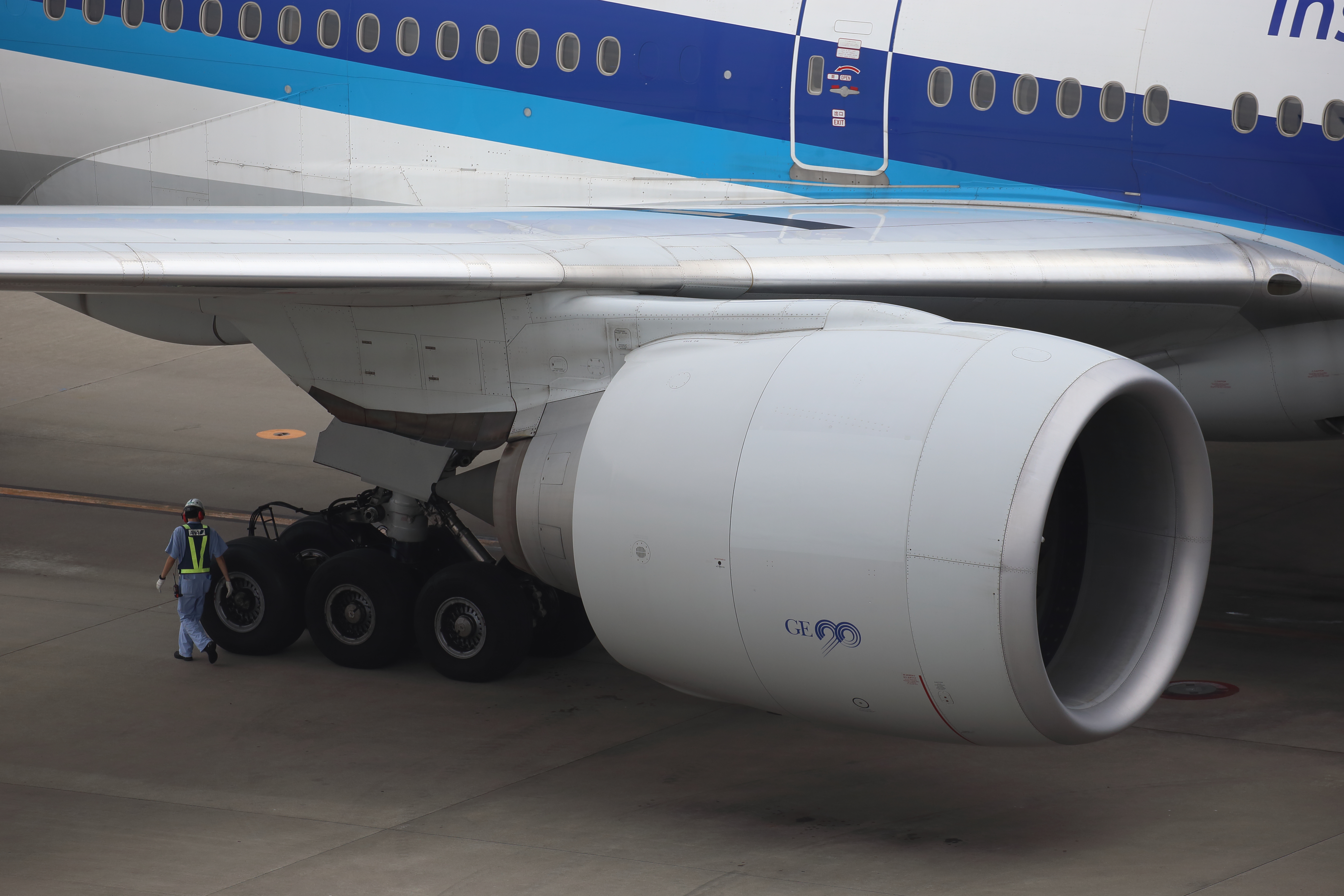 ボーイング 777 エンジン メーカー